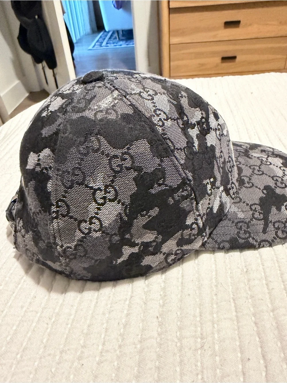 Gucci GG marbled canvas baseball hat size medium authentic